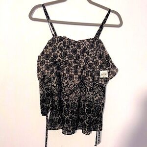 NWT By&by blouse size small